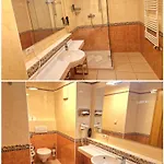 Viktoria 1 - - Center Aparthotel