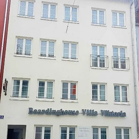 Viktoria 1 - - Center Apartahotel