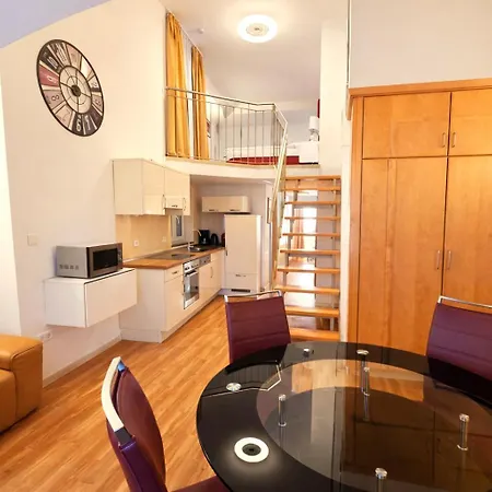 Apartahotel Viktoria 1 - - Center Ingolstadt