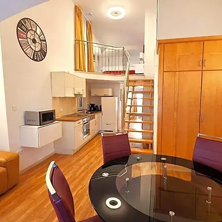 Viktoria 1 - - Center 4* Ингольштадт