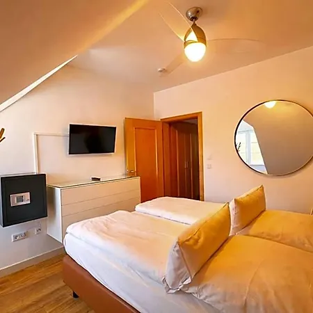 Viktoria 1 - - Center Hotel apartamentowy 4*