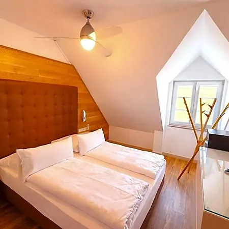 Viktoria 1 - - Center Hotel apartamentowy 4*