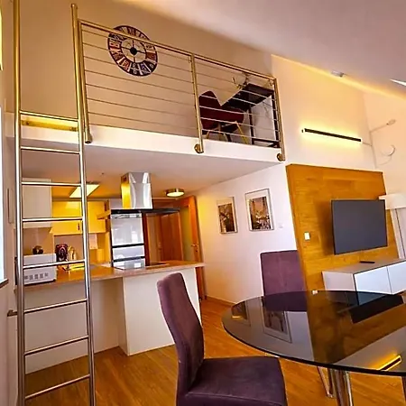 Viktoria 1 - - Center Aparthotel Ingolstadt
